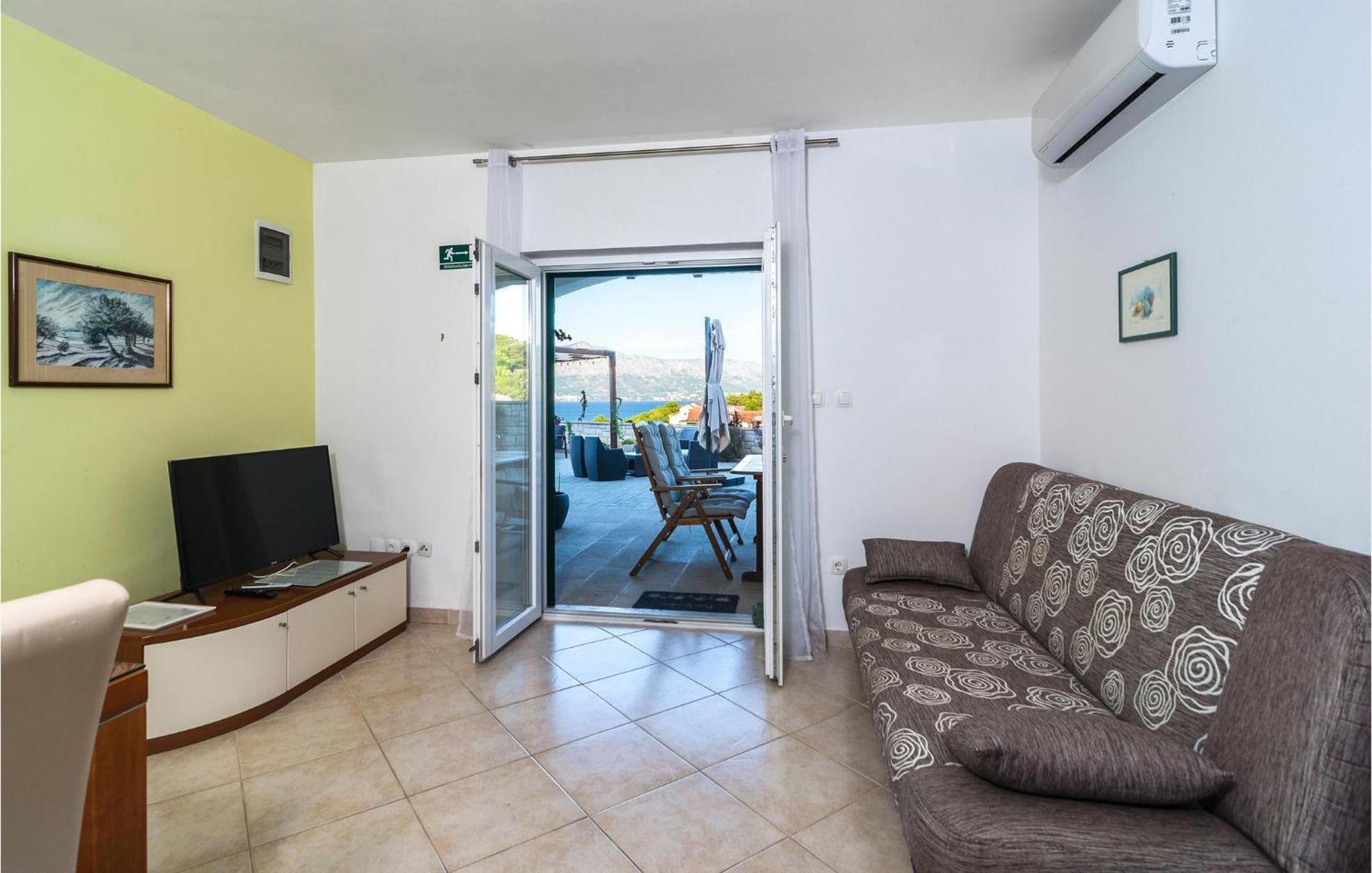 Nice Home In Postira With Outdoor Swimming Pool Buitenkant foto