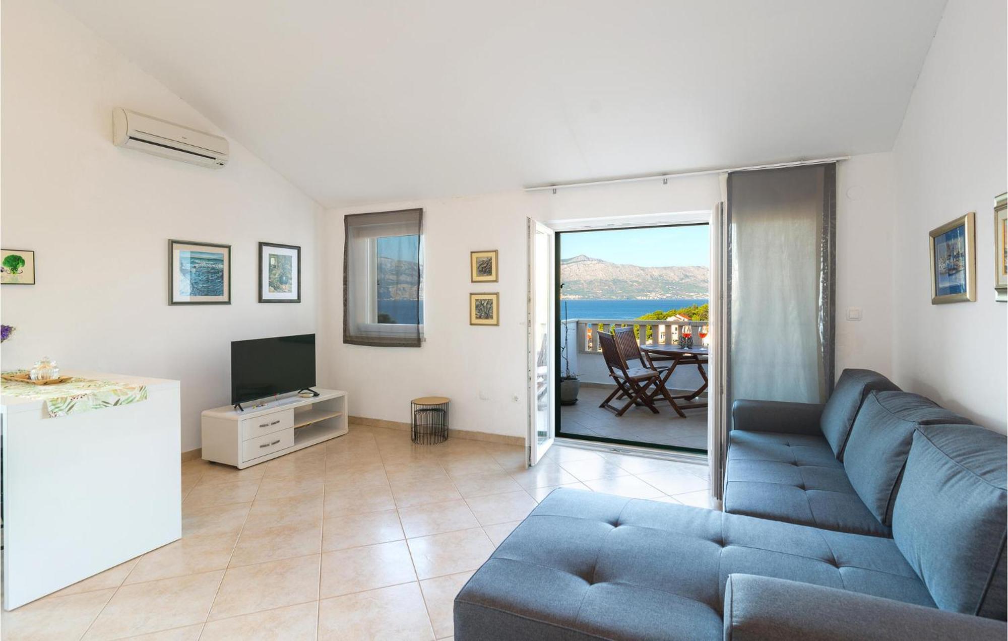 Nice Home In Postira With Outdoor Swimming Pool Buitenkant foto